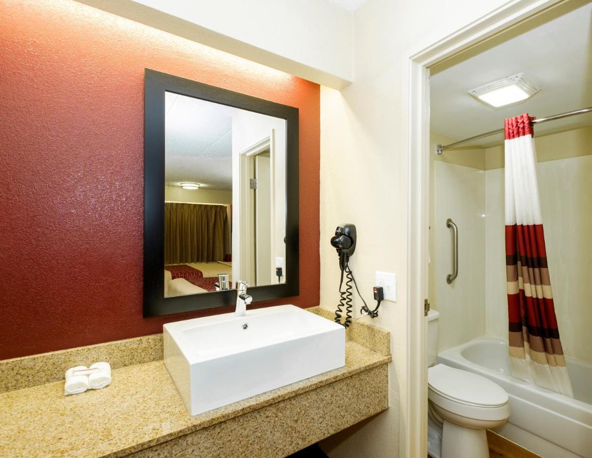 Red Roof Inn Columbus West - Hilliard New Rome Extérieur photo
